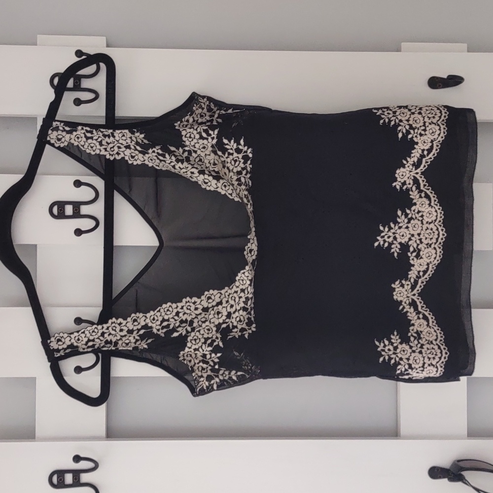 Wacoal Black and Cream Lace Slimming Camisole XL